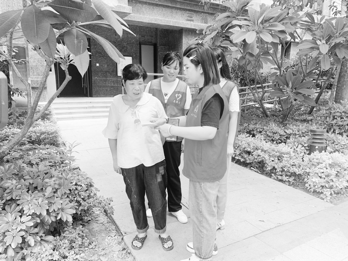 龙山街道三福社区：筑牢安全防线 全力防御台风